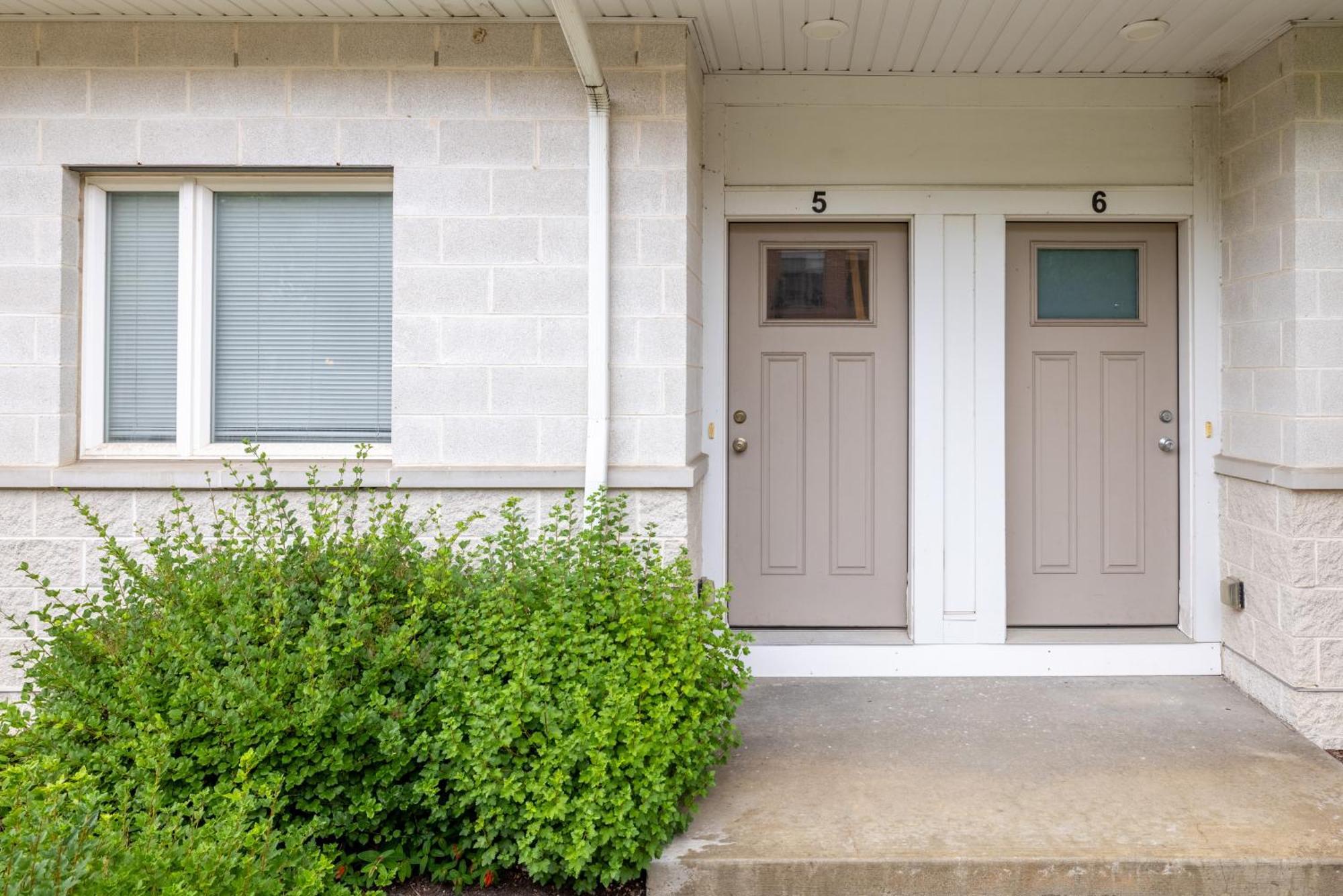 Luxury Downtown Townhome Unit 5 Cleveland Exterior photo